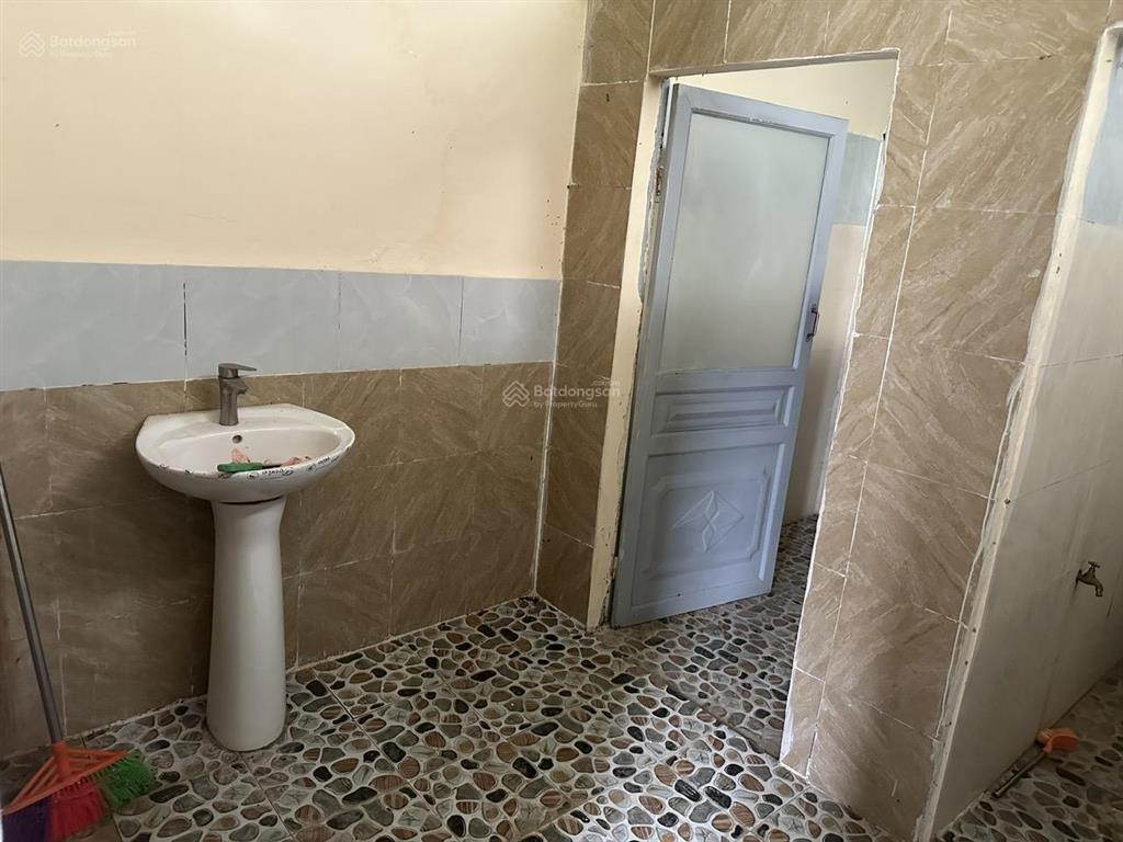 Tôi cần bán gấp đất nhà vườn (cách chợ đinh văn 2km) xã đạ đờn, lâm hà. dt 3014m2, giá 3,6tỷ