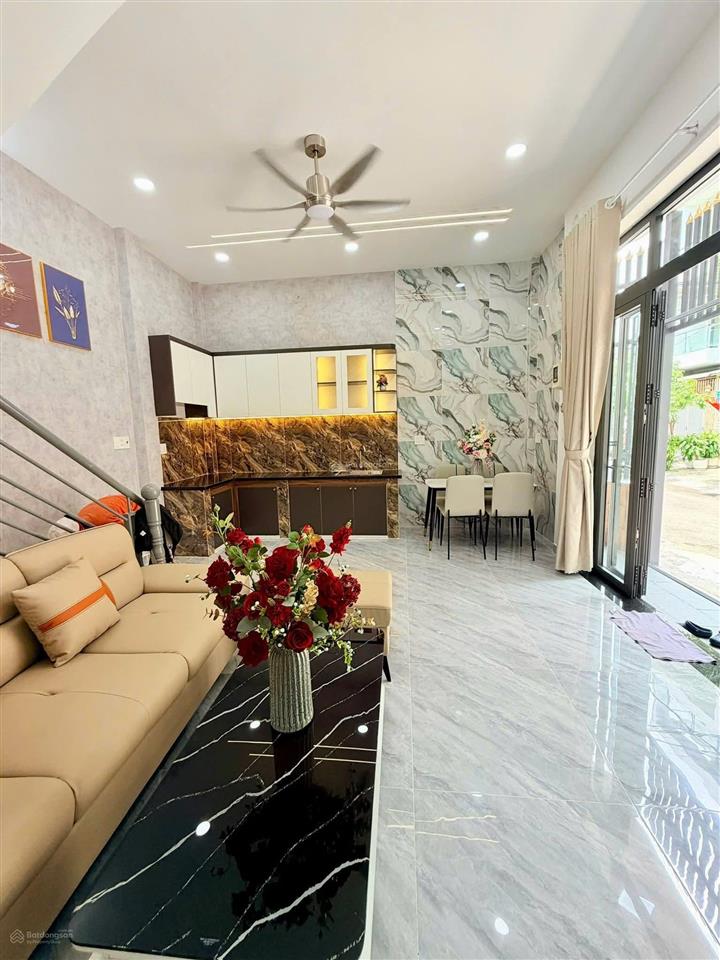 Nhà phố 45m2 pk bếp 3pn3wc ngang 9.5m gần công viên hẻm 8m thông cực đẹp đường số 21 gv chỉ 5,93 tỷ