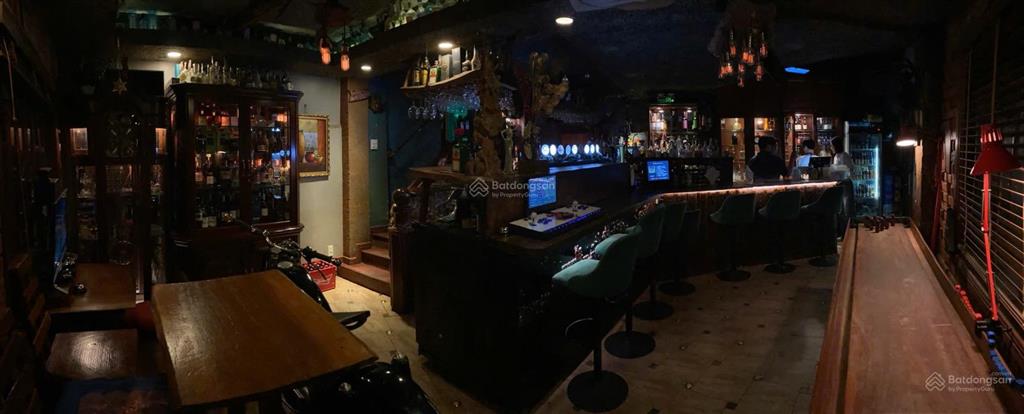 Cho thuê nhà + bar tại phạm viết chánh