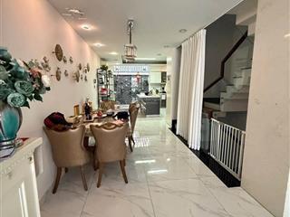 Hàng hot nhà phố kdc đại phúc, 5x22 hầm trệt 2,5 lầu, thang máy, nội thất cao cấp giá tốt 13,8 tỷ