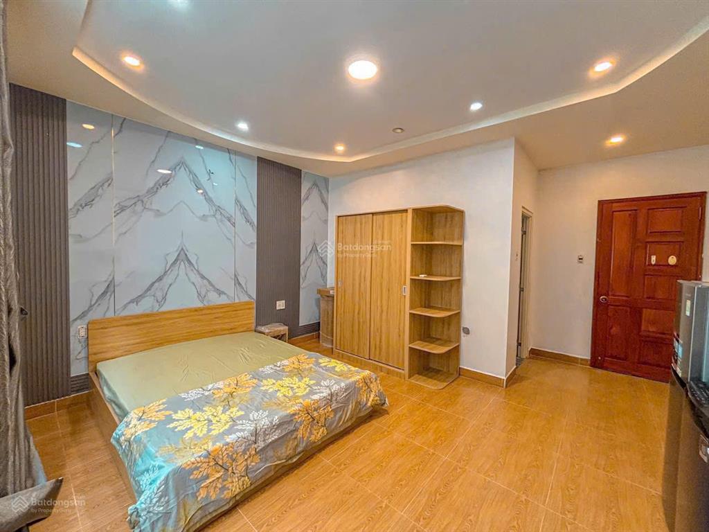 Cho thuê phòng ban công khu dân cư đại phúc 35m2, phòng mới, full nội thất. 5,5 triệu/tháng