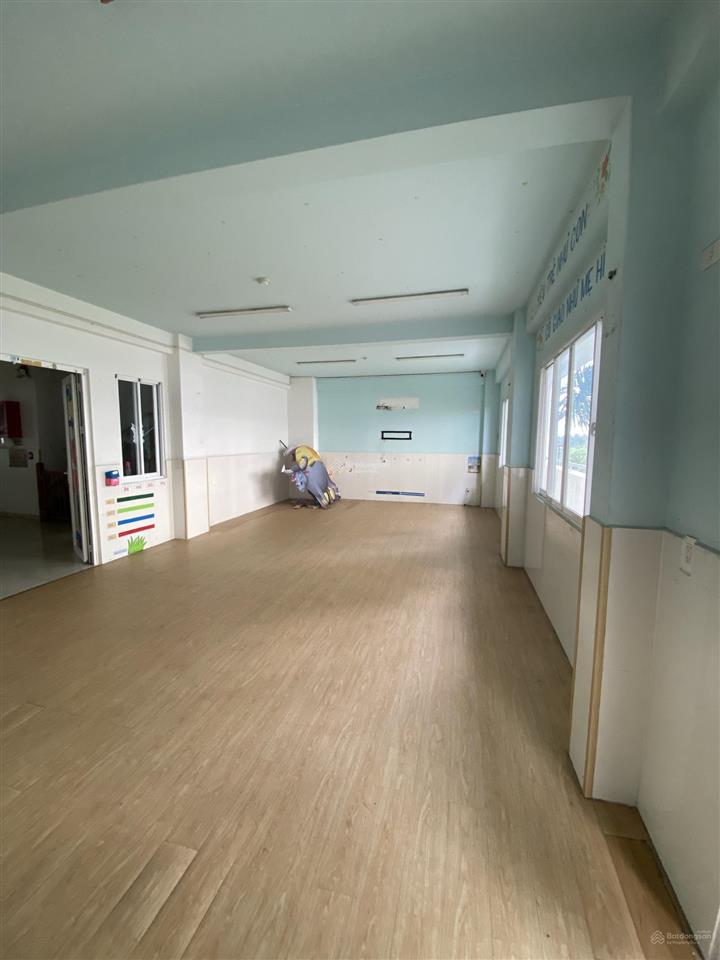Bán tòa nhà mt đường 9a trung sơn 1 hầm 6 lầu 2 thang máy dt 12 x 20m, giá 65 tỷ  0906 331 ***