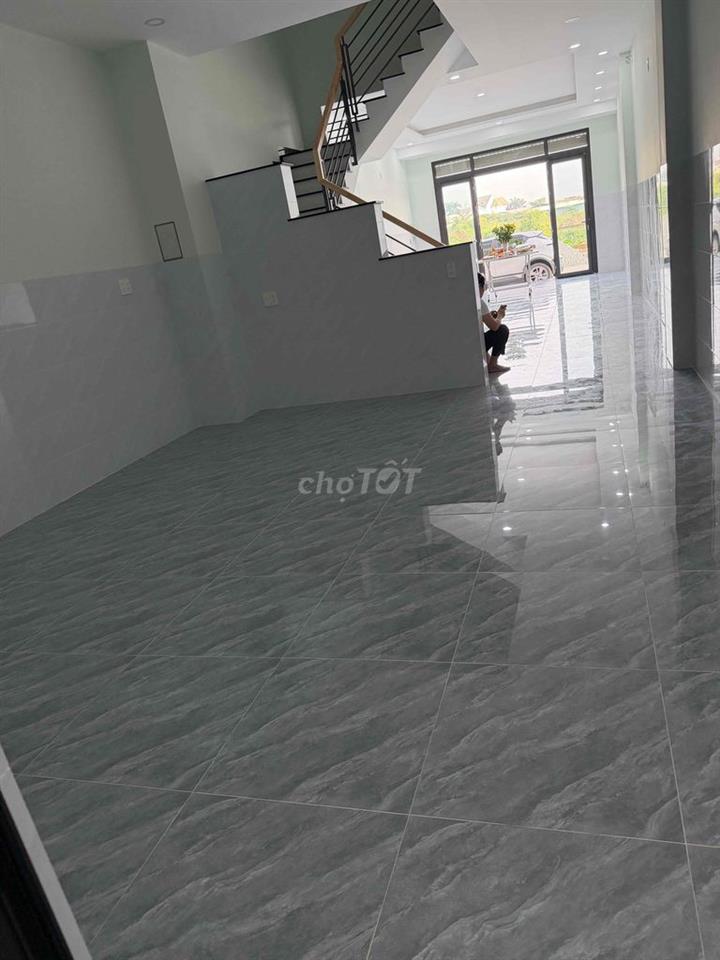 Nhà mới xây cho Thuê