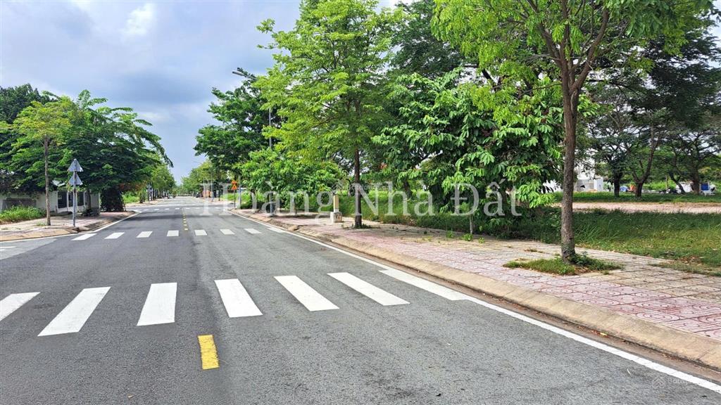 1 nền tốt nhất kdc bộ công an, 9x17m, giá 14 tỷ, cạnh phú mỹ hưng