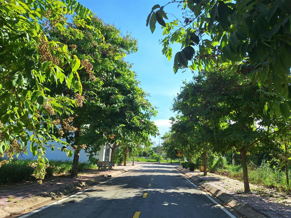 Chú hoạch cần bán nền đất 153m, hẻm xe hơi phạm hữu lầu, giá 12.9 tỷ, sổ riêng