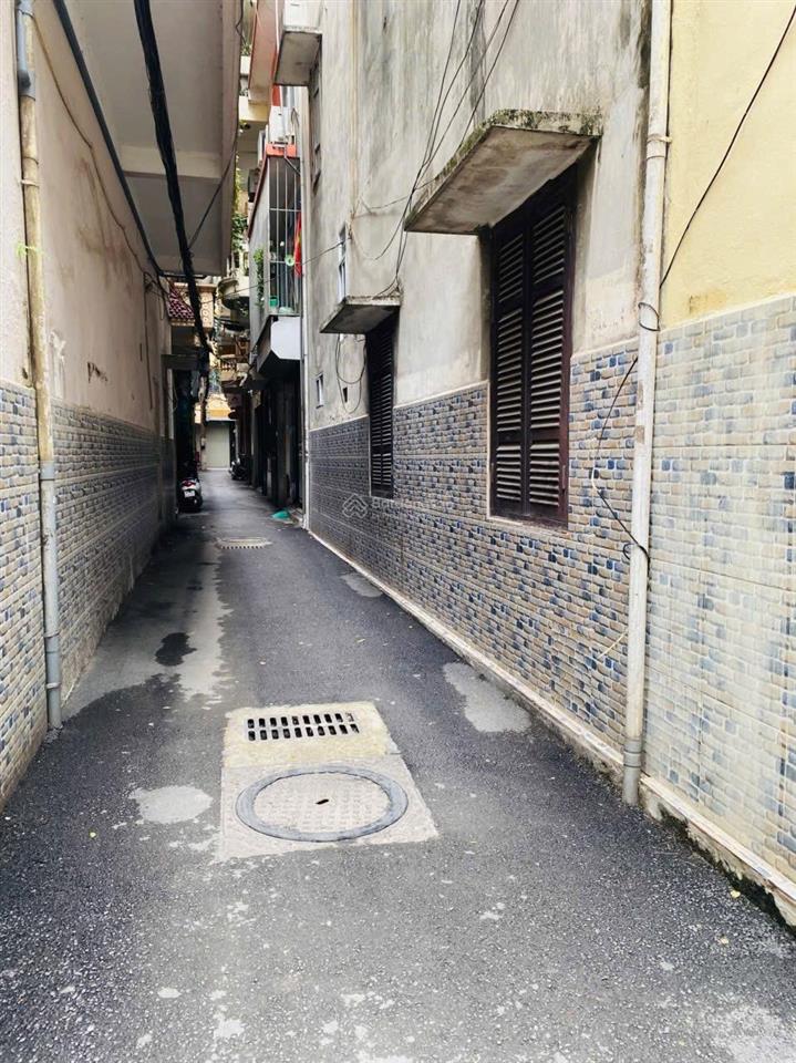 Chỉ 12.45 tỷ  52m² x mt 5.5m  hoàng văn thái  phân lô, gần phố, ô tô sát nhà