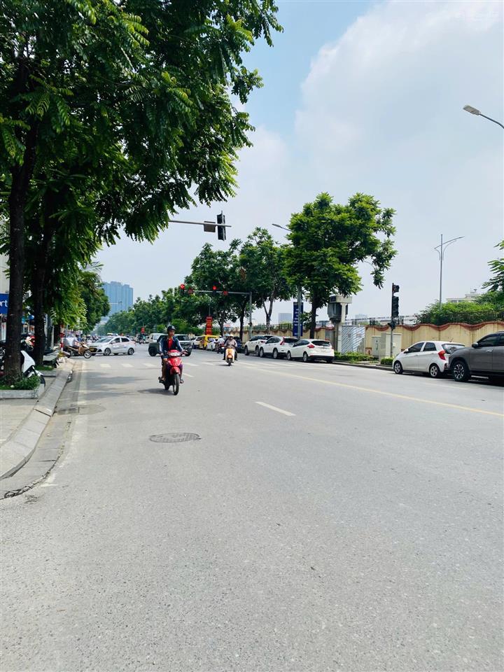 Chỉ 9.65 tỷ  phân lô lê trọng tấn  sát ô tô  gần phố