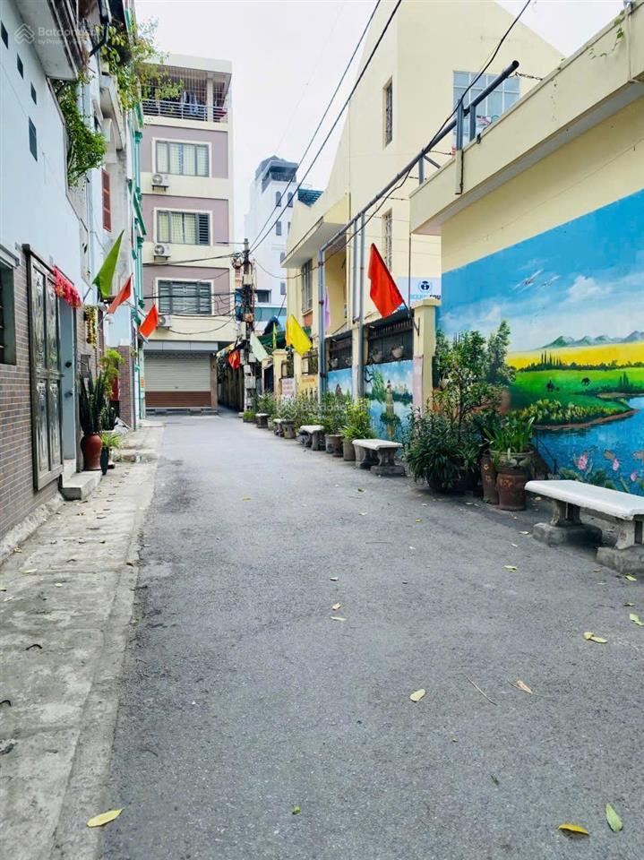 Chỉ 12.45 tỷ  phân lô hoàng văn thái  52m2 x mt 5.5m  bán đất tặng nhà  30m ra mặt phố