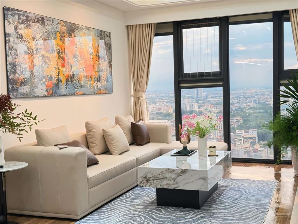 E đức chuyên cc the garden hill đang có 6 căn cho thuê 2pn3pn giá từ 12triệu,xem nhà 24/7.