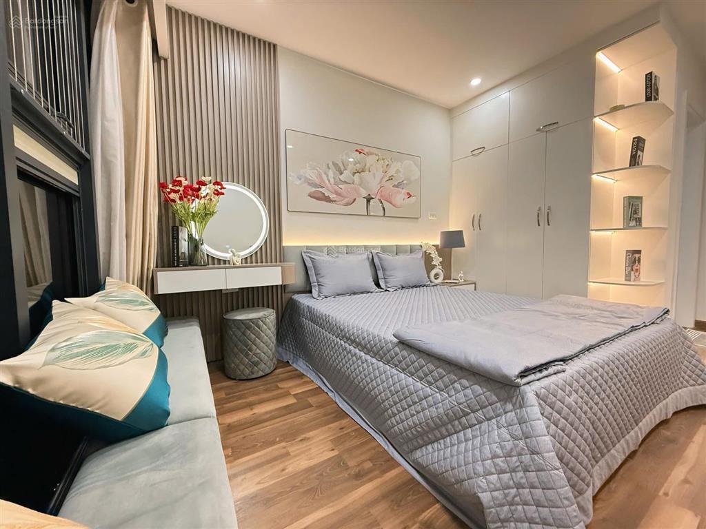 E đức chuyên cc the garden hill đang có 6 căn cho thuê 2pn3pn giá từ 12triệu,xem nhà 24/7.