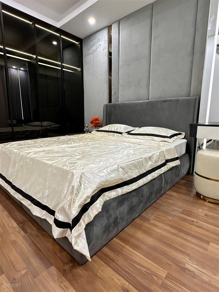 Em đức chuyên florence cho thuê chính chủ 2pn giá tốt 12 triệu/th, xem nhà 24/7