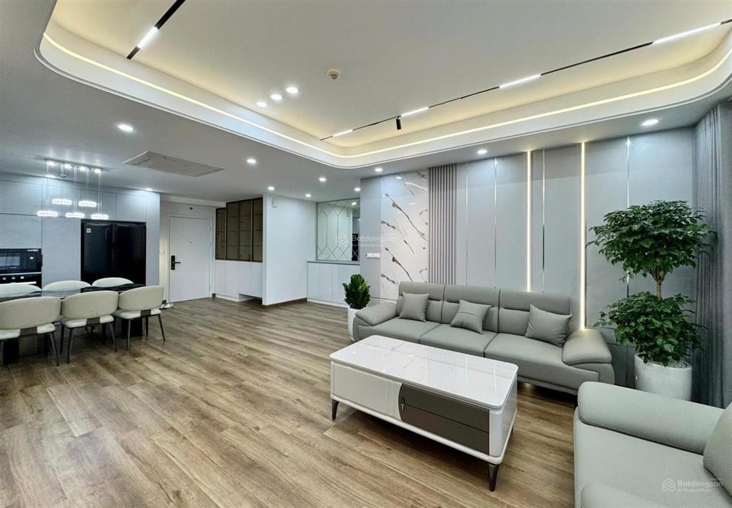 E đức chuyên cho thuê dolphin plaza đang có căn 3pn giá tốt toà  nội thất đẹp, xem nhà 24/7 ạ