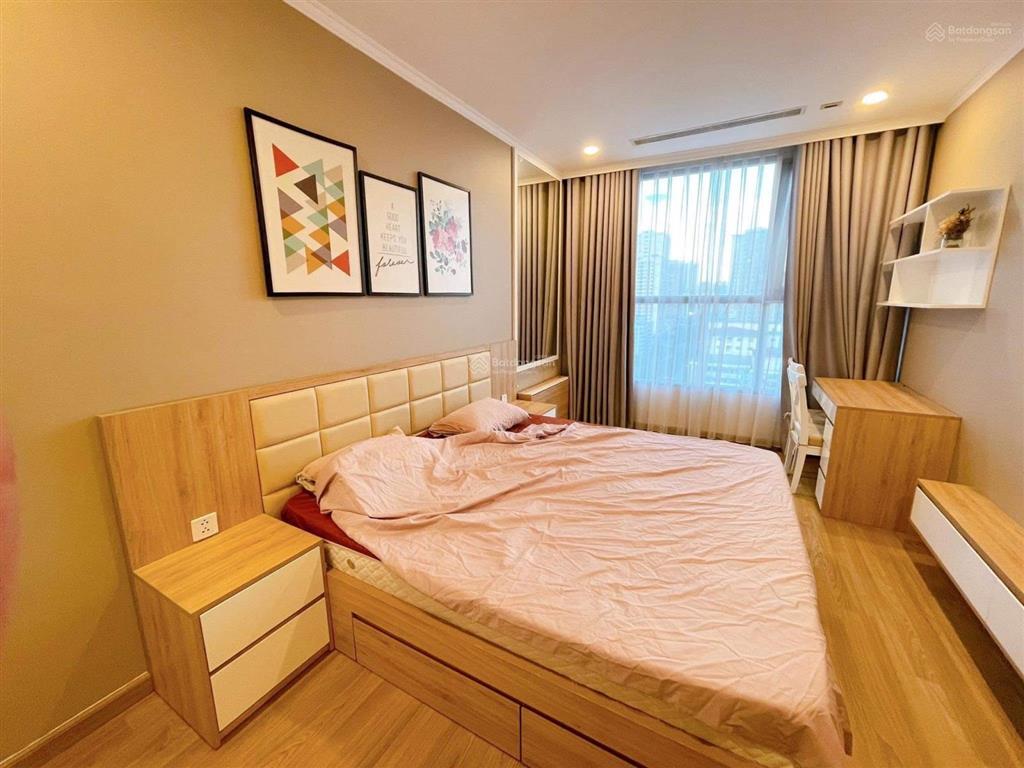 Giá sốcchính chủ bán gấp căn 2pn73m2 view pháo hoa,giá chuẩn6,2 tỷ(rẻ hơn thị trường 5001tỷ)