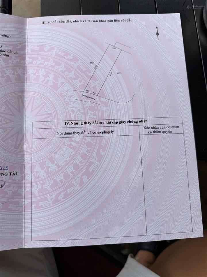 Bán đất ở đô thị, ngay bùng binh cao tốc