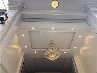 Bán nhà riêng tại phạm văn đồng, 58m2, ô tô, kinh doanh, full nội thất, 14tỷ