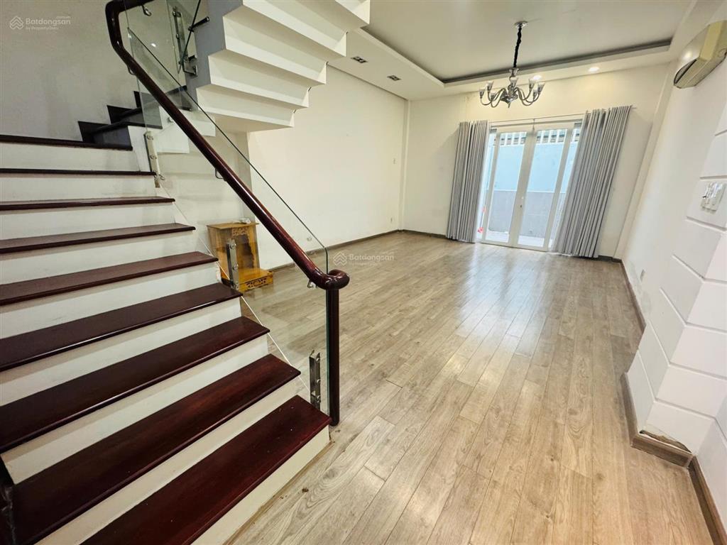 Nhà cho thuê kdc trung sơn gần cầu him lam q7. 5x20m, 6p, phù hợp văn phòng. giá tr/tháng