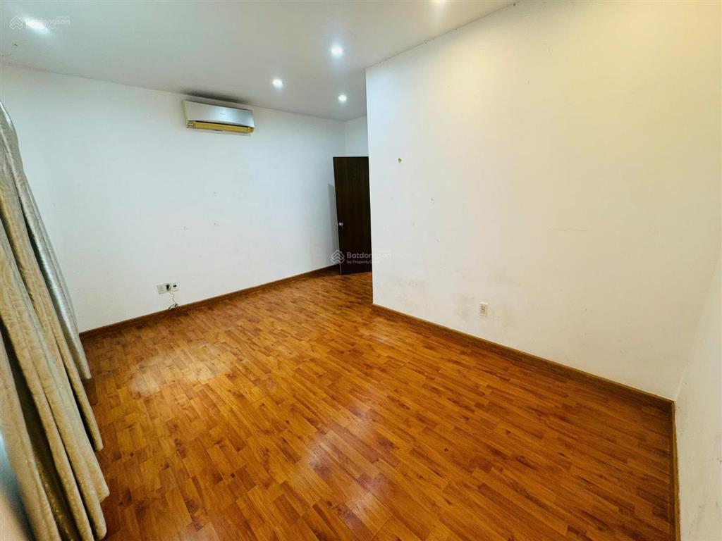 Nhà cho thuê kdc trung sơn gần cầu him lam q7. 5x20m, 6p, phù hợp văn phòng. giá tr/tháng