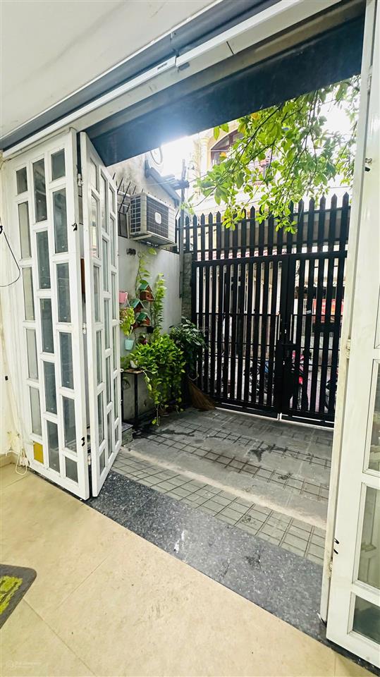 Cho thuê mb làm văn phòng, dạy học, dạy đàn, làm nail, ...