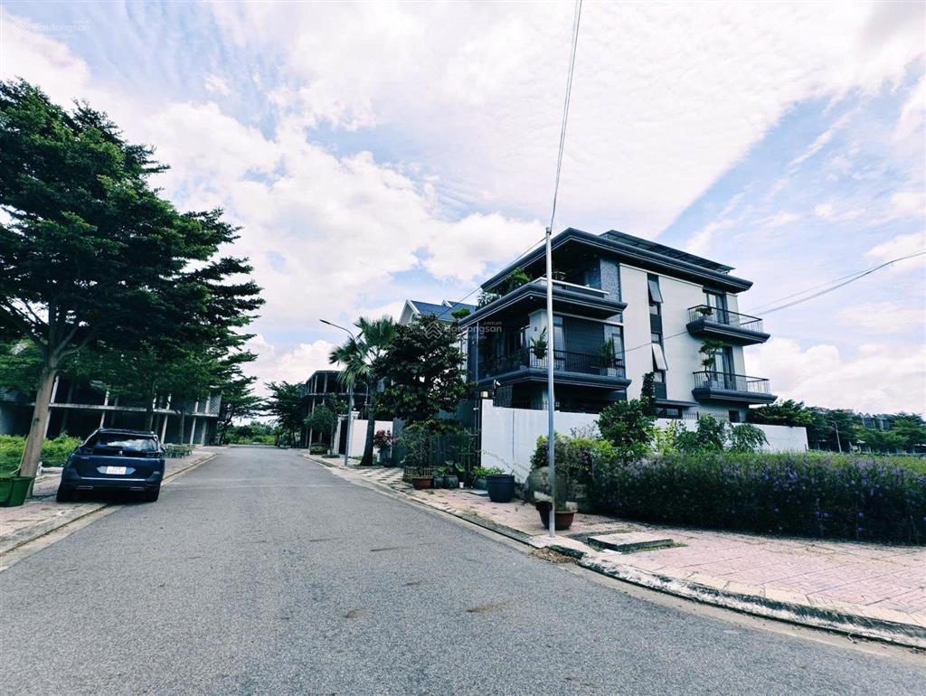 Bán đất nền biệt thự 254,5m² hàng điều, gần biển, view pháo hoa sun world, giá 55 triệu/m²