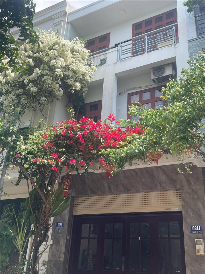 Bán nhà liên kế 7,2 tỷ hoàn thiện đẹp, 100m2 tại liên kế khu đồi 2, bình giã, vũng tàu
