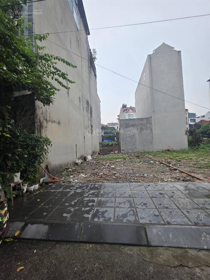 Bán đất phân lô tái định cư thanh am 75m² , mt 5,6m vỉa hè ôtô tránh giá 16,3 tỷ tl .