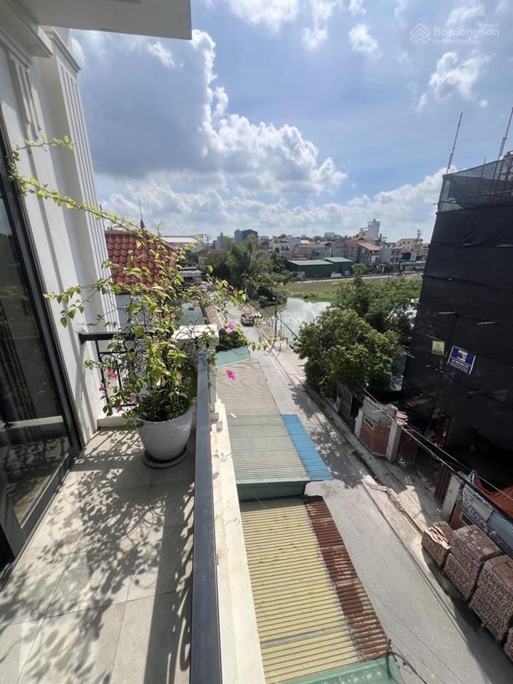 Bán nhà cự khối. 100m², mt 5m nhà 5 tầng thang máy, ôtô tránh kinh doanh giá 17,8 tỷ tl