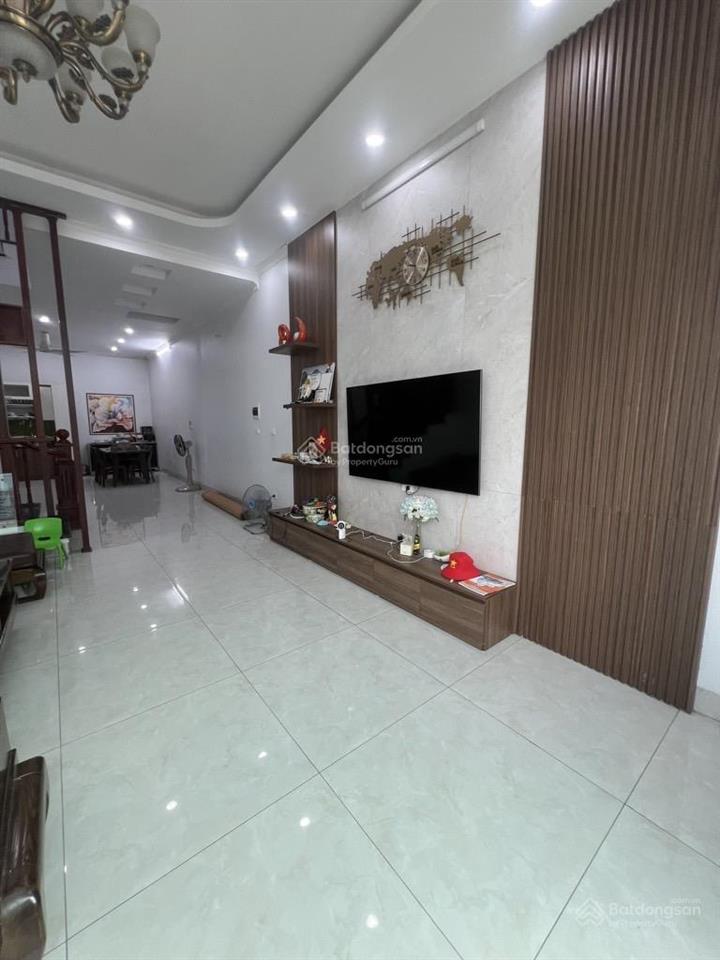 Bán nhà cự khối. 100m², mt 5m nhà 5 tầng thang máy, ôtô tránh kinh doanh giá 17,8 tỷ tl