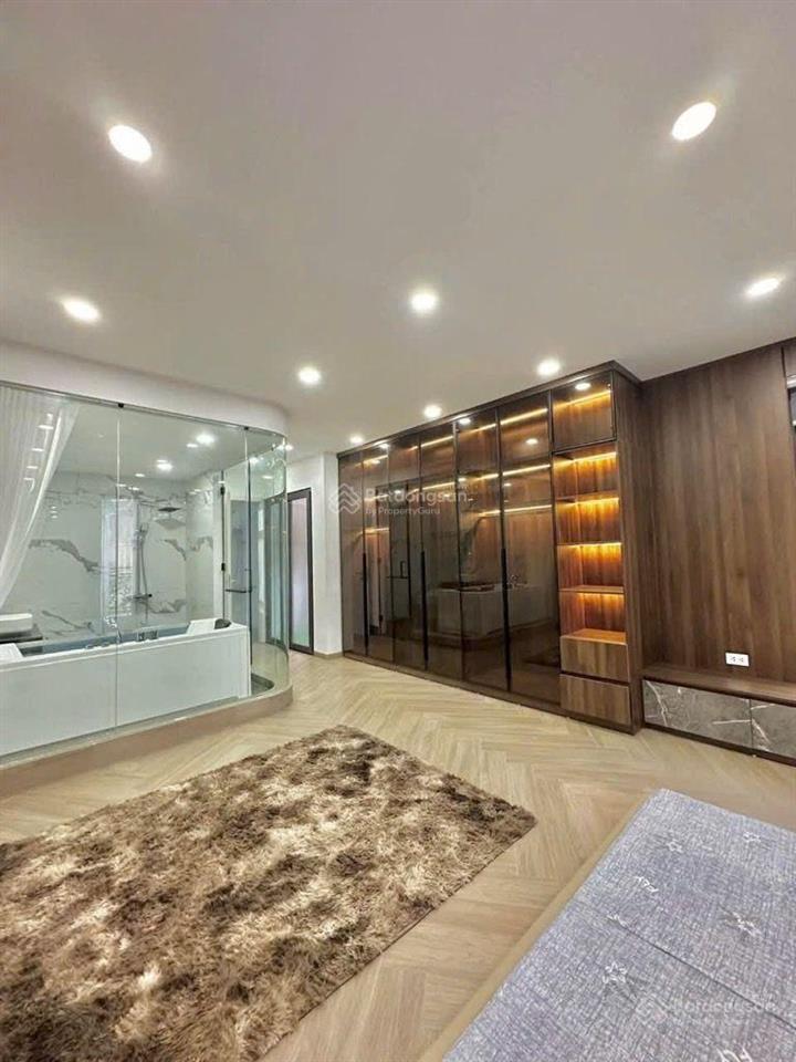 Bán nhà ngọc lâm 60m² , mt 4,5m nhà 6tầng , lô góc , thang máy gara ôtô giá 19 tỷ có tl .