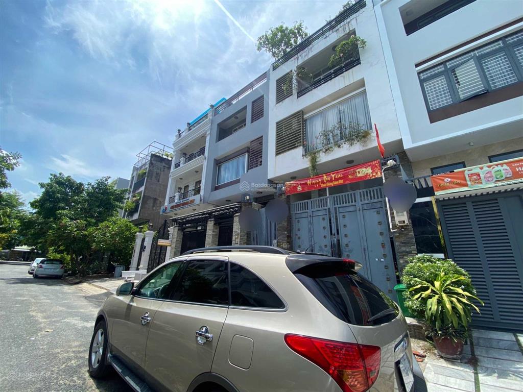 Bán đất ngang lớn ngay đh văn lang  đặng thùy trâm, p. 13, bình thạnh, 4.5x20m, đối diện công viên