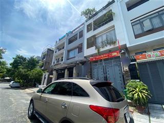 Bán đất ngang lớn ngay đh văn lang  đặng thùy trâm, p. 13, bình thạnh, 4.5x20m, đối diện công viên