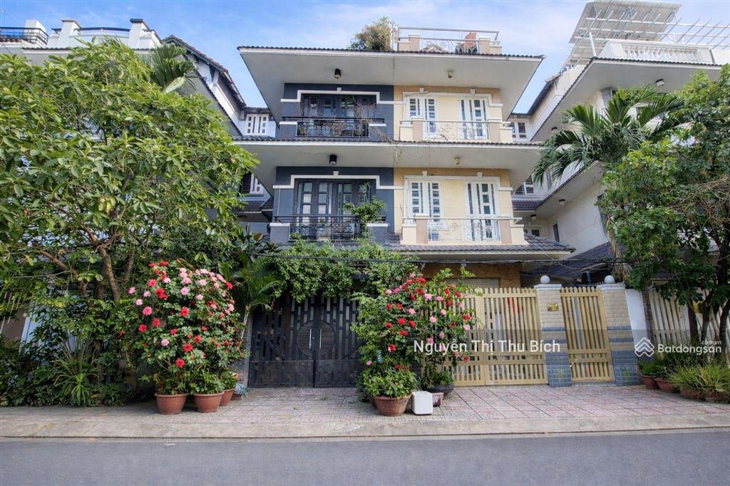 Mặt tiền cao lỗ  quận 8  nhà sân vườn 4 tầng  6x20m  18. x tỷ