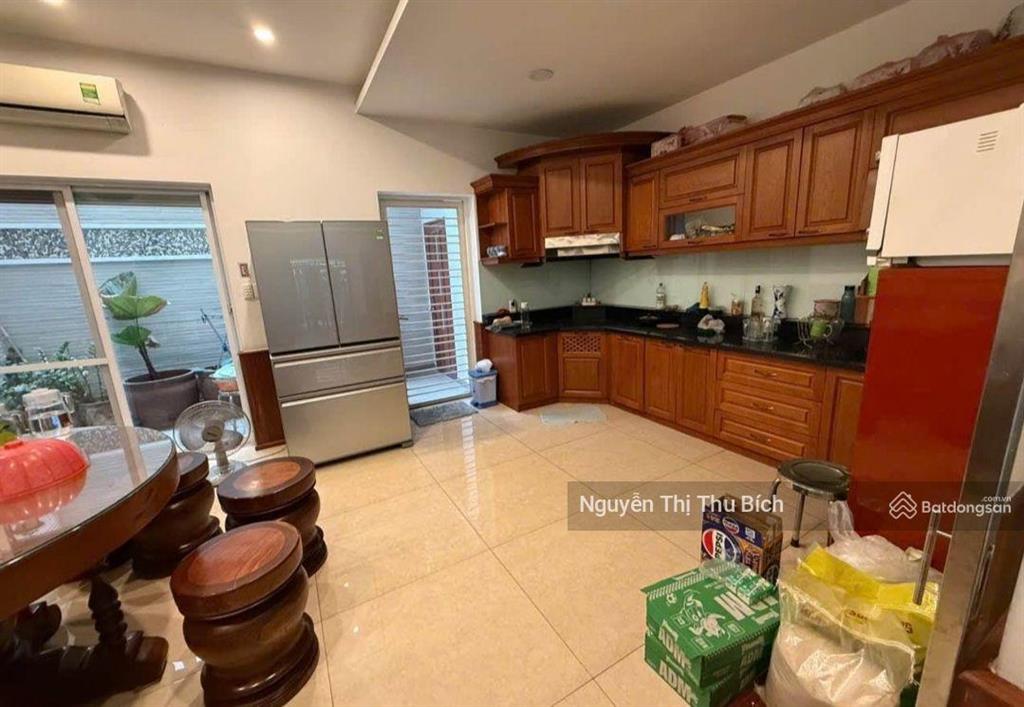 Mặt tiền cao lỗ  quận 8  nhà sân vườn 4 tầng  6x20m  18. x tỷ