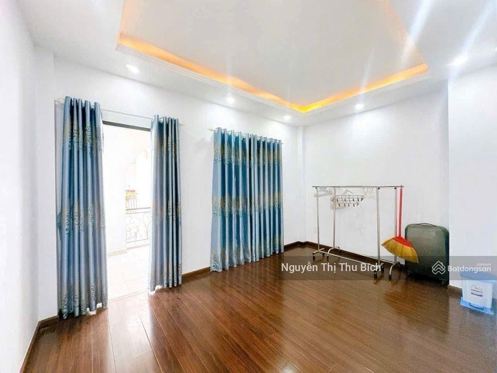Bán nhà 4 tầng, hxh hoàng quốc việt, quận 7, 60m2, ngang 4.5m, hơn 7 tỷ