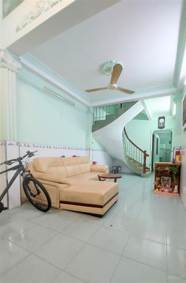 Chính chủ gửi bán nhà 3 tầng  70m2  hxh dạ nam  p. chánh hưng q8  không qh, 6.59 tỷ