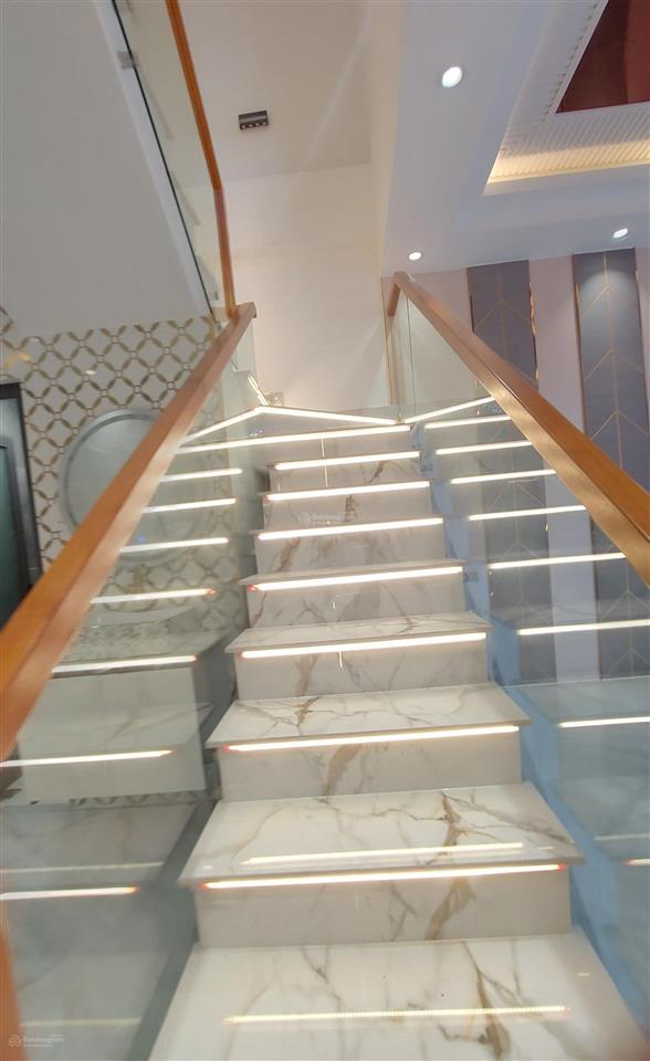 Mặt tiền kinh doanh phạm hùng, quận 8, 3 tầng, ngang 4.2m, chỉ 6 tỷ