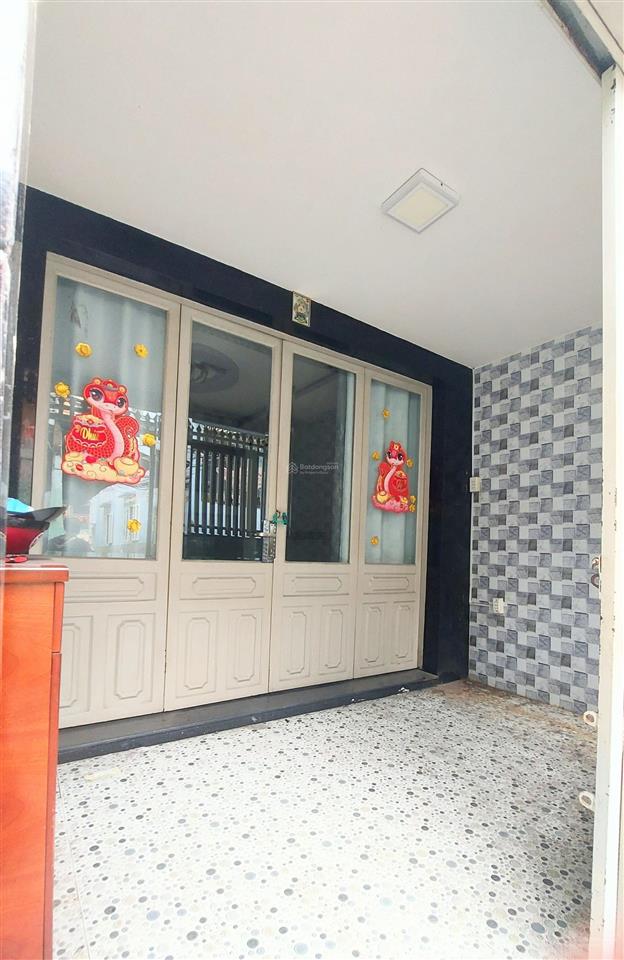 Bán nhà hẻm 4m thông dương bá trạc, quận 8, không qh, gần chợ rạch ông, ngang 4.2m, 6.1 tỷ
