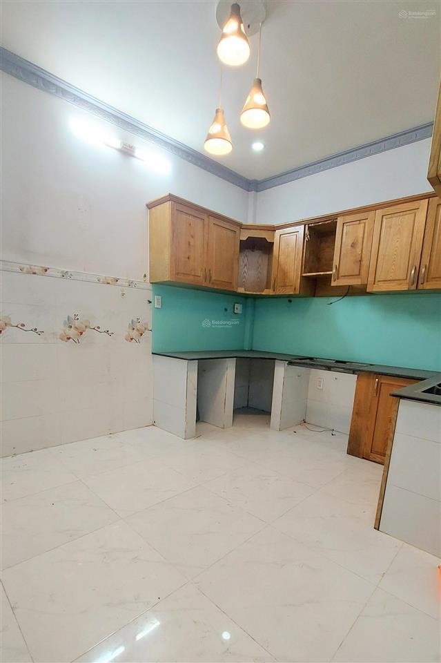 Bán nhà hẻm 4m thông dương bá trạc, quận 8, không qh, gần chợ rạch ông, ngang 4.2m, 6.1 tỷ
