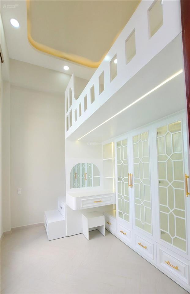 Hẻm xe hơi tân thuận tây, cạnh ecogreen quận 7, 68 m², ngang lớn 9m, 6,95 tỷ
