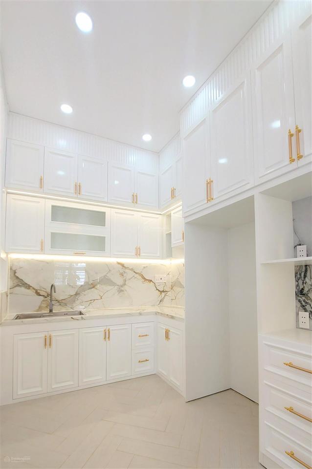 Hẻm xe hơi tân thuận tây, cạnh ecogreen quận 7, 68 m², ngang lớn 9m, 6,95 tỷ