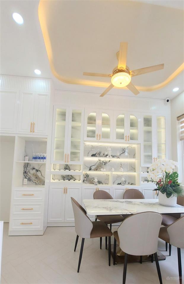 Hẻm xe hơi tân thuận tây, cạnh ecogreen quận 7, 68 m², ngang lớn 9m, 6,95 tỷ