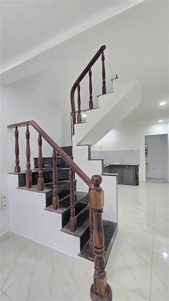 Mtkd đường số gần chợ phạm thế hiển, quận 8, 2 tầng, 34m2, 4.7 tỷ