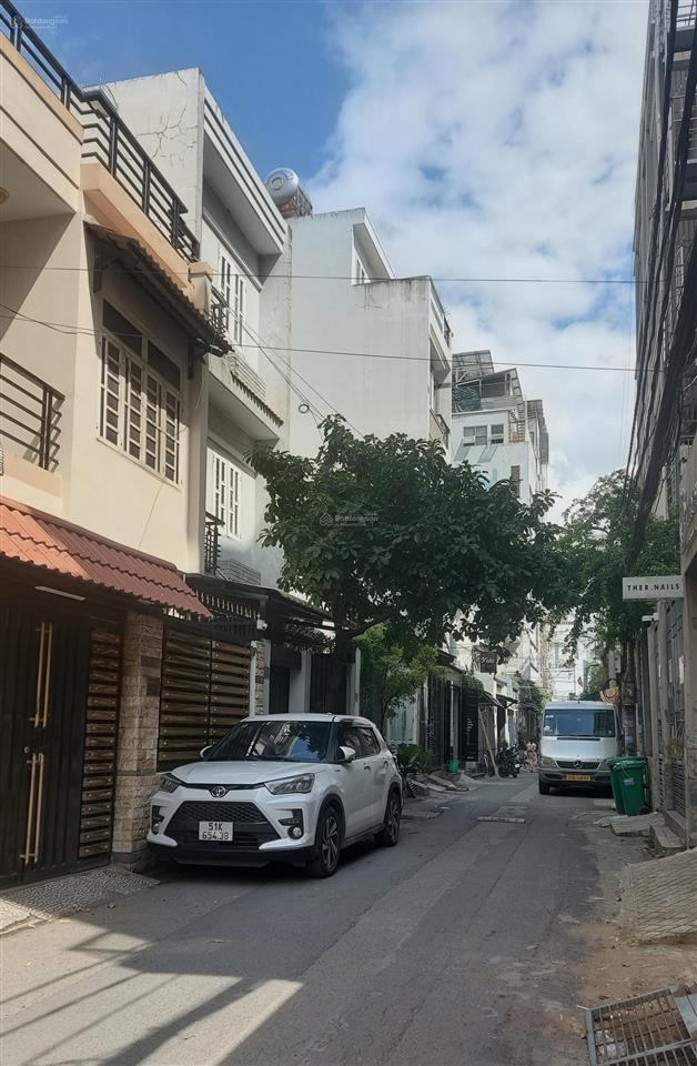 Hẻm xe tải tránh, gần nhà thi đấu đa năng quận 7, 90m2, ngang lớn 6m, 10.9 tỷ