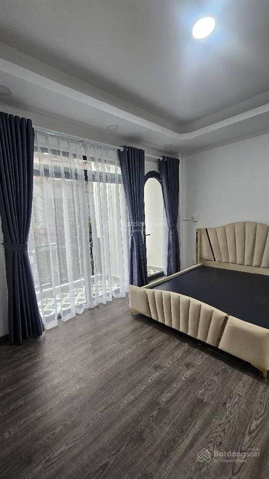 Nhà 4 tầng mặt tiền đường số, khu vip sau chung cư ecogreen quận 7  ngang 5m  18.x tỷ