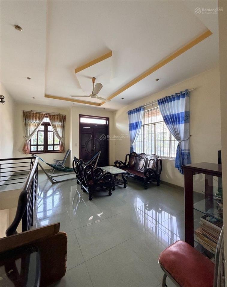 Mtkd gò ô môi  biệt thự 4 tầng  ngang 9m  240m2  hơn 15 tỷ