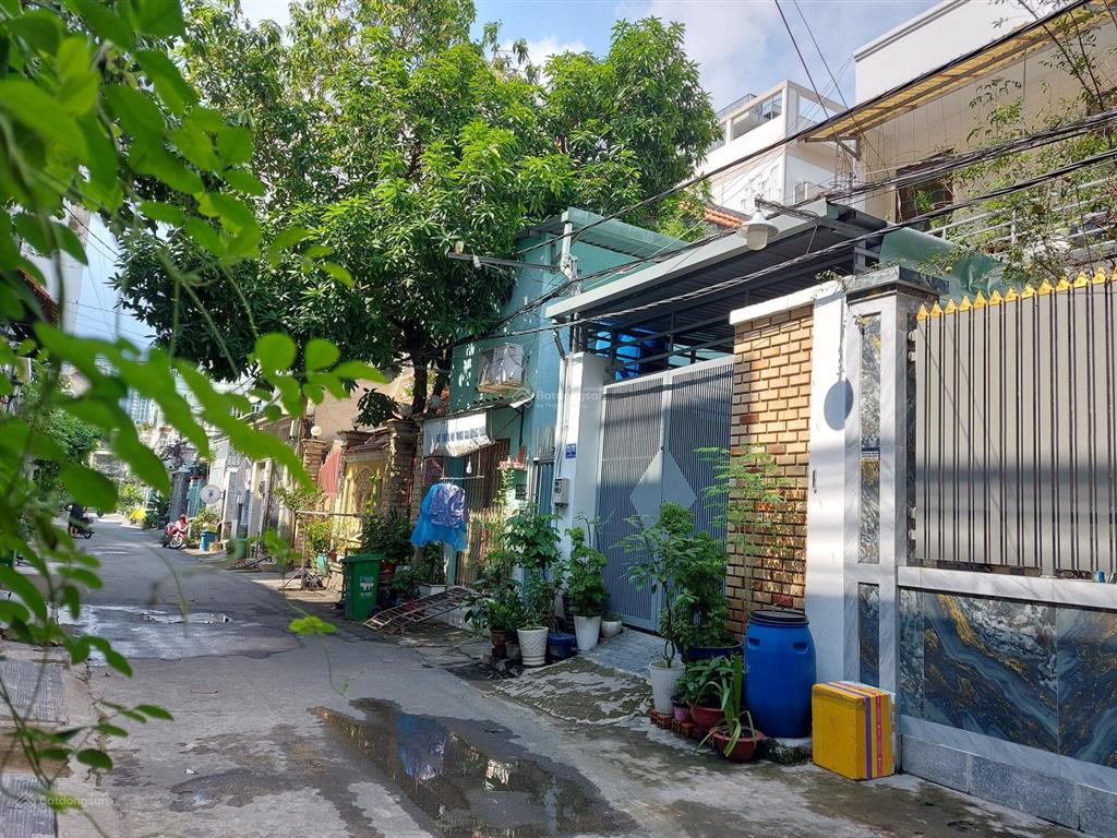 Mặt tiền đs lý phục man  p. tân thuận  ngang 17m tiện xây chdv