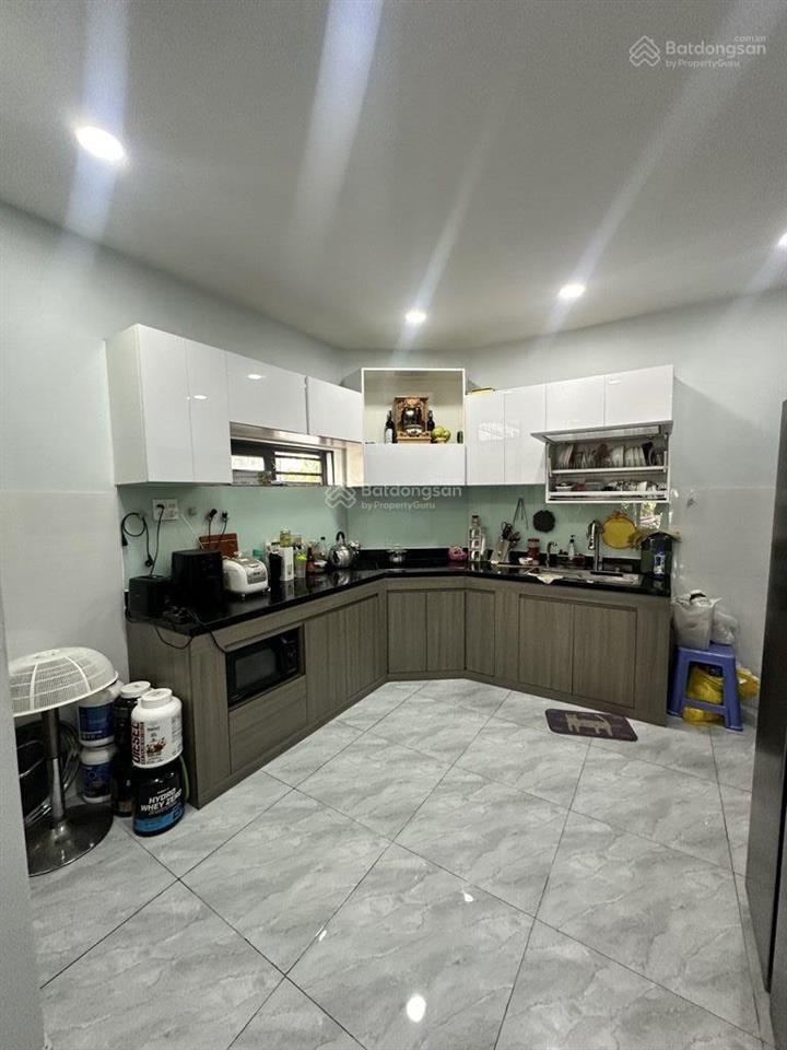Chính chủ bán nhà mtkd trần phú, p. an đông, 3 tầng, ngang lớn 6m, nở hậu đẹp, kqh