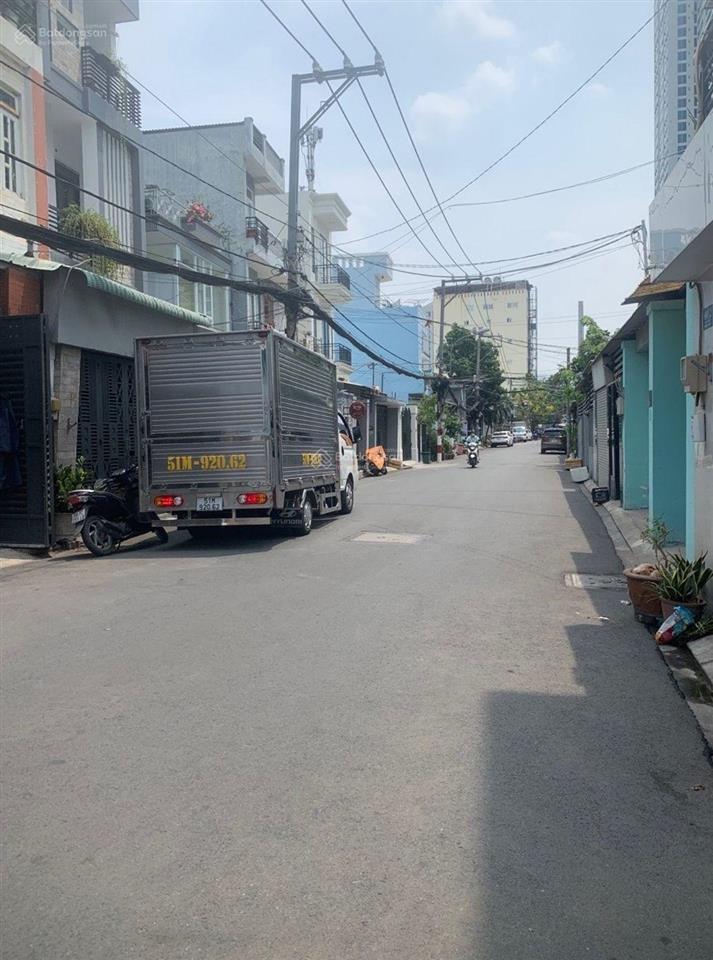 Bán đất quận 7, gần kdc nam long, phú thuận, ngang lớn 8m, sẵn dòng tiền 300 triệu, tiện xây chdv