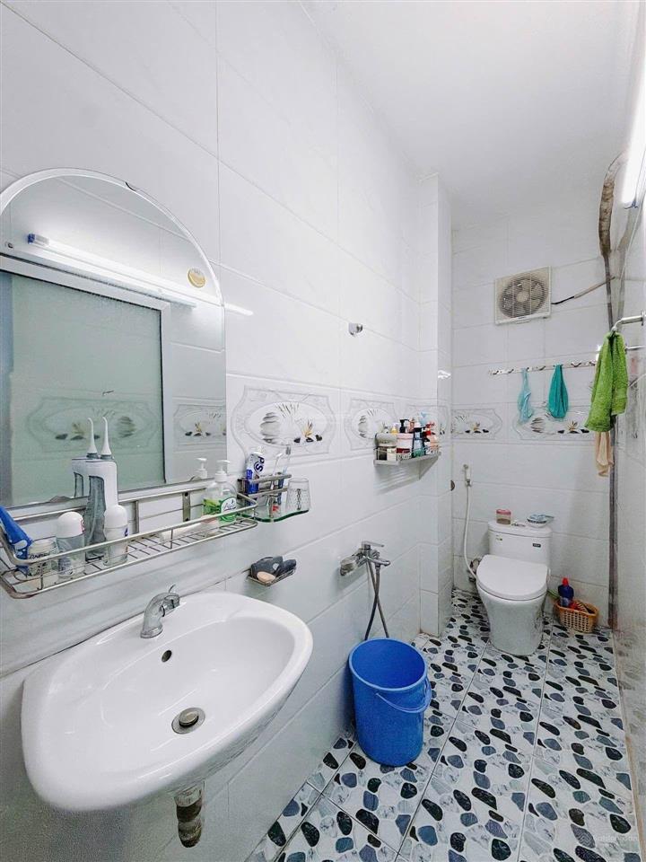 Bán nhà hxh âu dương lân, p. chánh hưng, 4 tầng btct, kqh, ngang 4.7m, gần aeon mall cao lỗ
