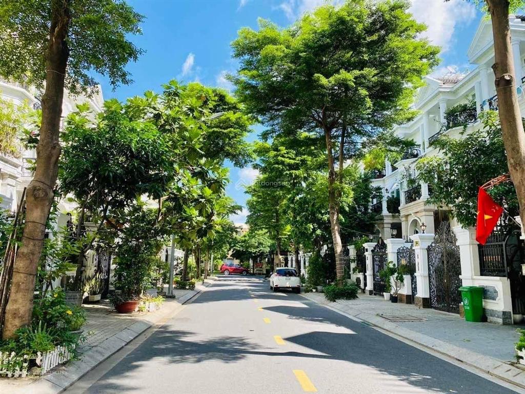 Bán căn biệt thự cityland garden hills có mặt tiền sau dương quảng hàm 230m2 giá tốt chỉ 67,9tỷ