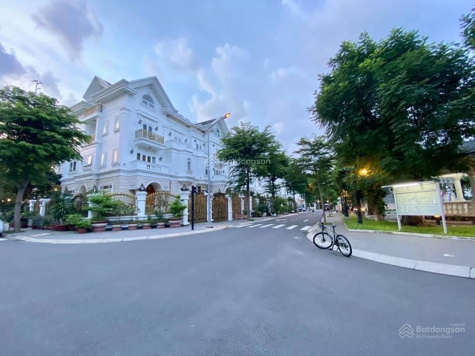 Bán căn biệt thự cityland garden hills có mặt tiền sau dương quảng hàm 230m2 giá tốt chỉ 67,9tỷ